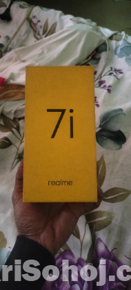 Realme7i(8/128)